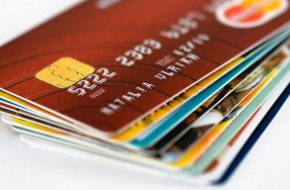 5 причини да плащате с карта вместо в брой