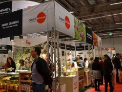 Go4Raw - with two awards from Nord organic food fair